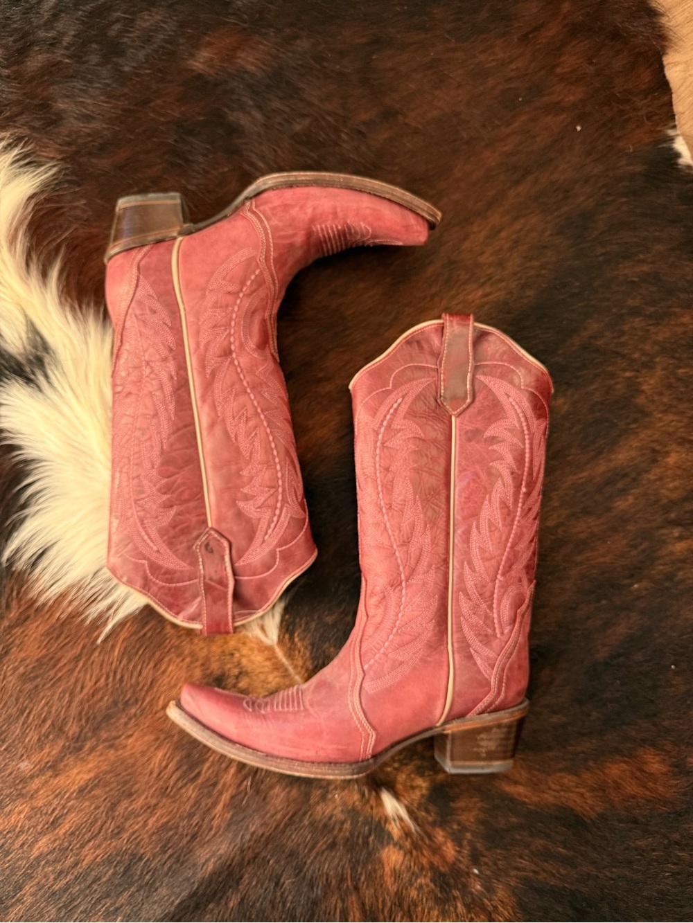 Circle G Red Leather Western Heeled Boots with Embroidered Stitching